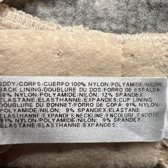 Wacoal NWT Halo Lace Wireless Triangle Bra Bralette Beige Size 40 Style 811205 - Picture 10 of 10